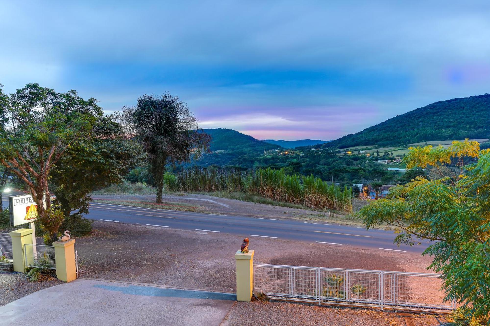 Tio Mica Quitinetes Villa Nova Petropolis Esterno foto